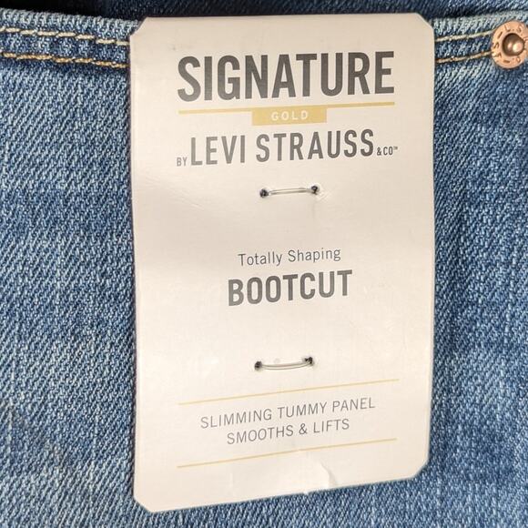 Levi’s Signature Gold 35x32 Totally Shaping Bootcut Jeans Mid Rise Stretch Denim - Picture 6 of 7